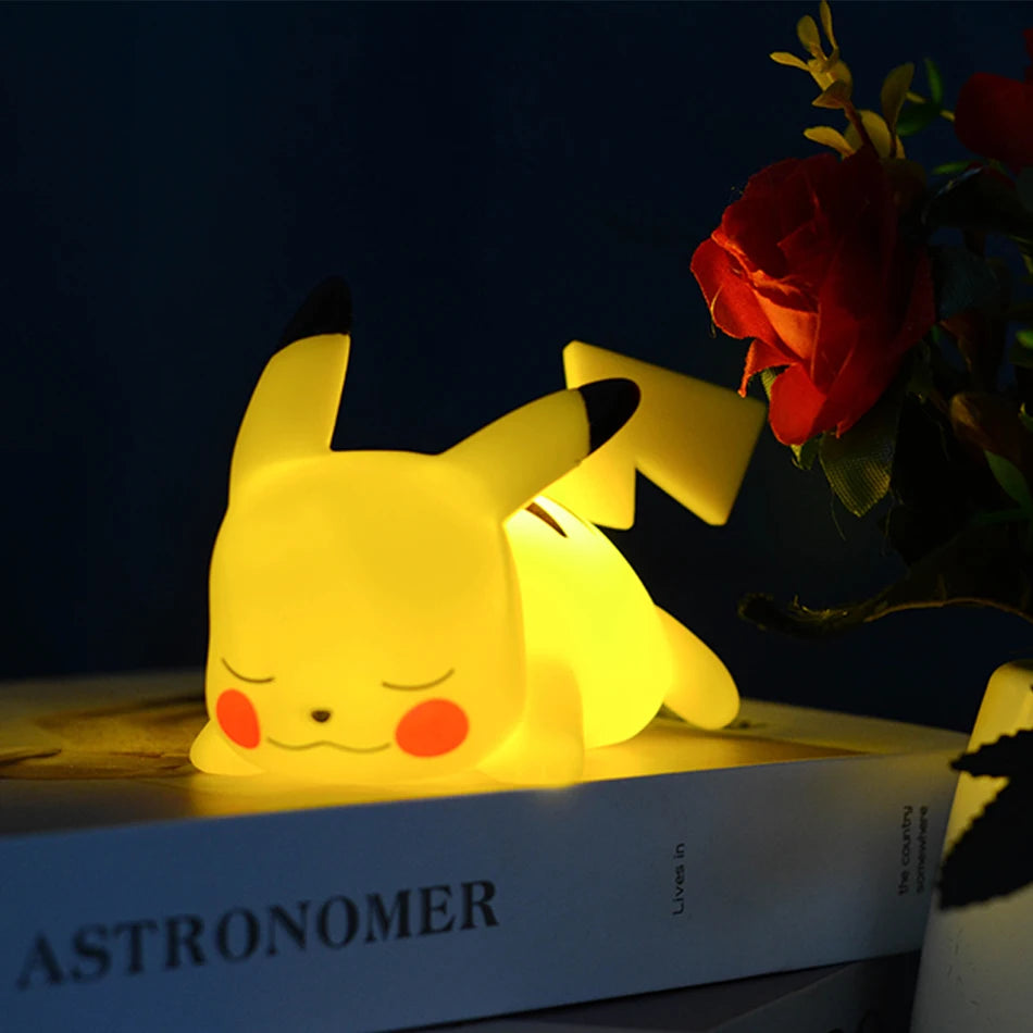 Luminária Noturna LED Pikachu Kawaii™